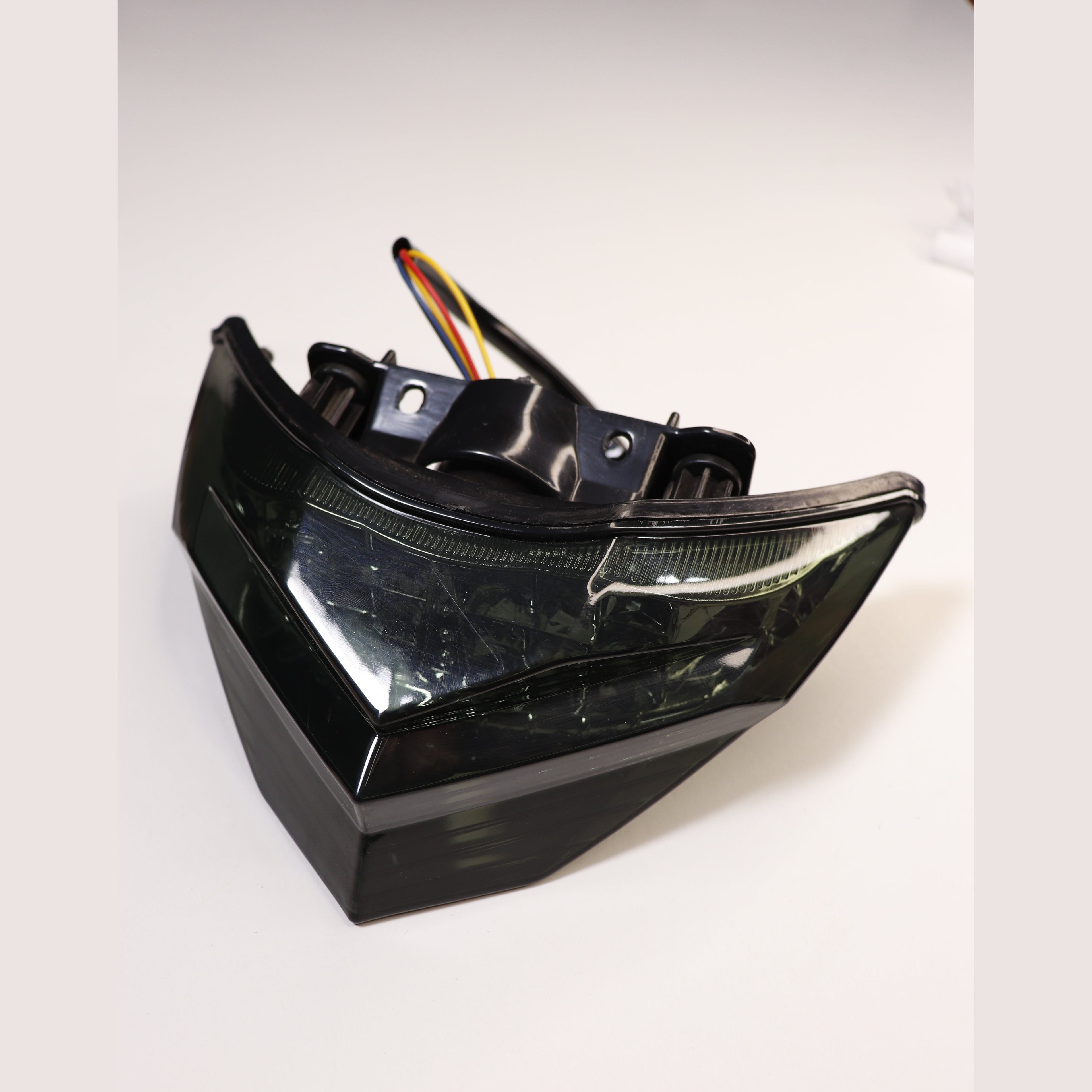 Foco trasero integrado Ninja 300